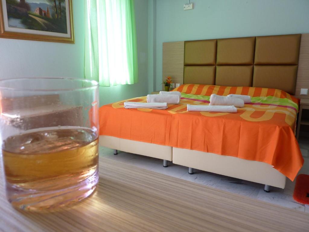 Hotel White Rose Beach Olympiakí Aktí エクステリア 写真