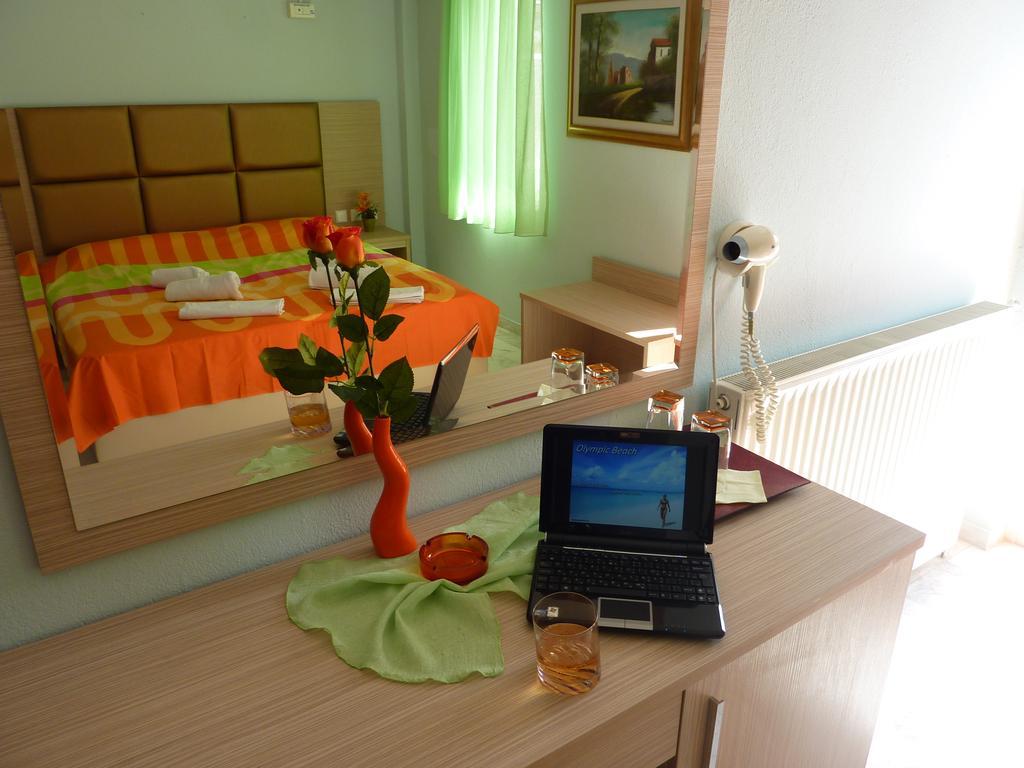 Hotel White Rose Beach Olympiakí Aktí エクステリア 写真