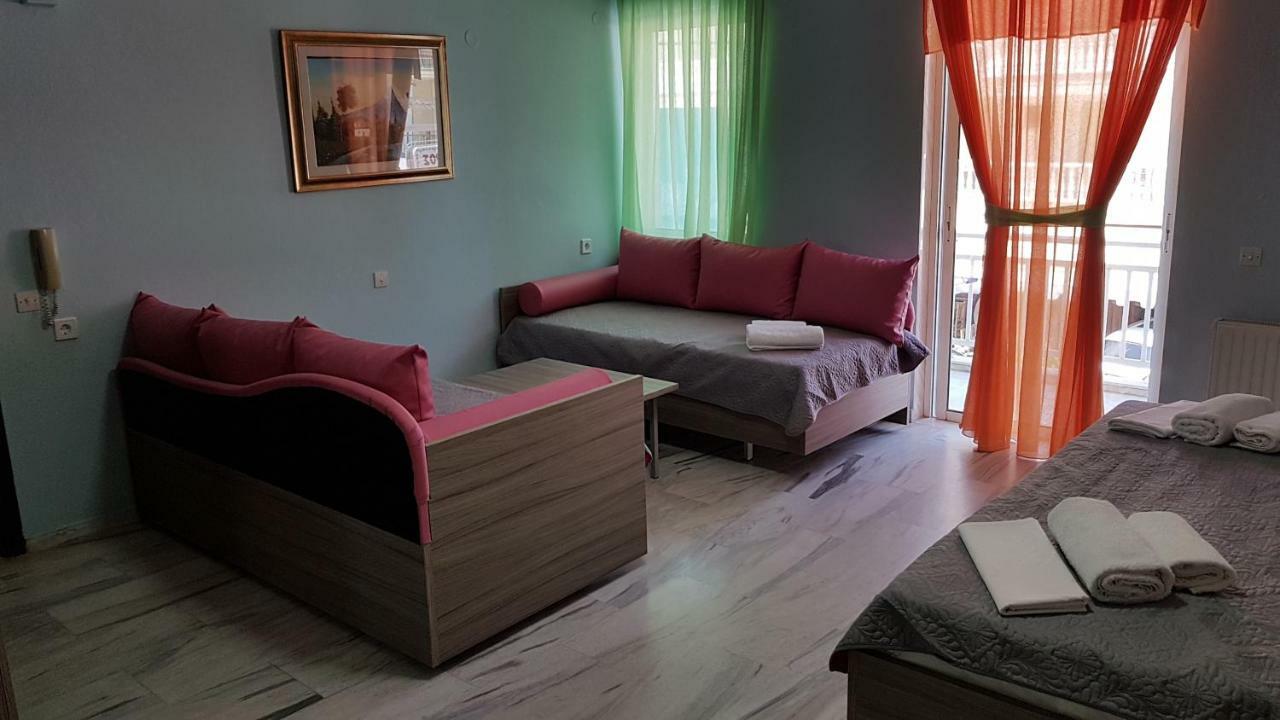 Hotel White Rose Beach Olympiakí Aktí エクステリア 写真