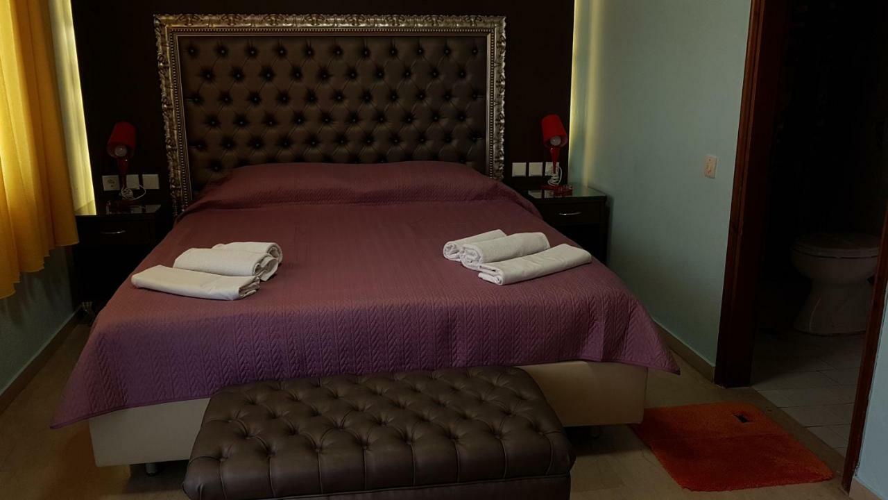 Hotel White Rose Beach Olympiakí Aktí エクステリア 写真