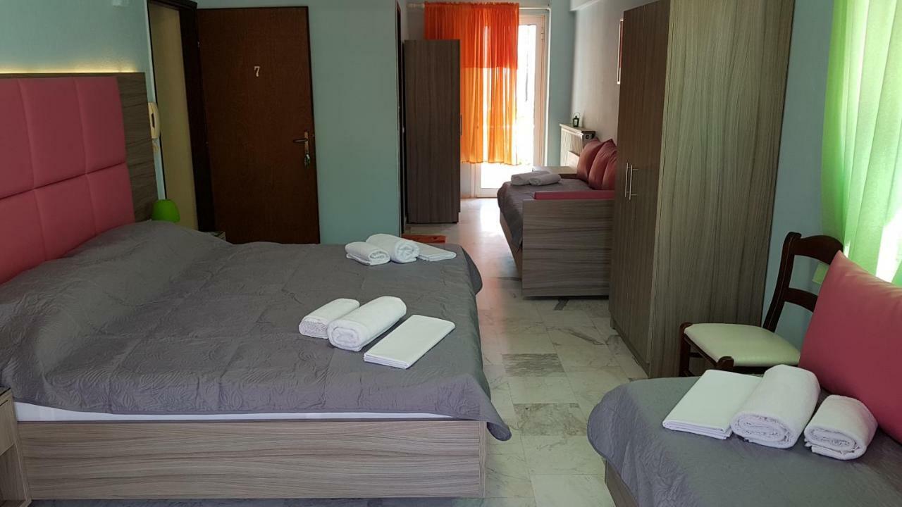 Hotel White Rose Beach Olympiakí Aktí エクステリア 写真